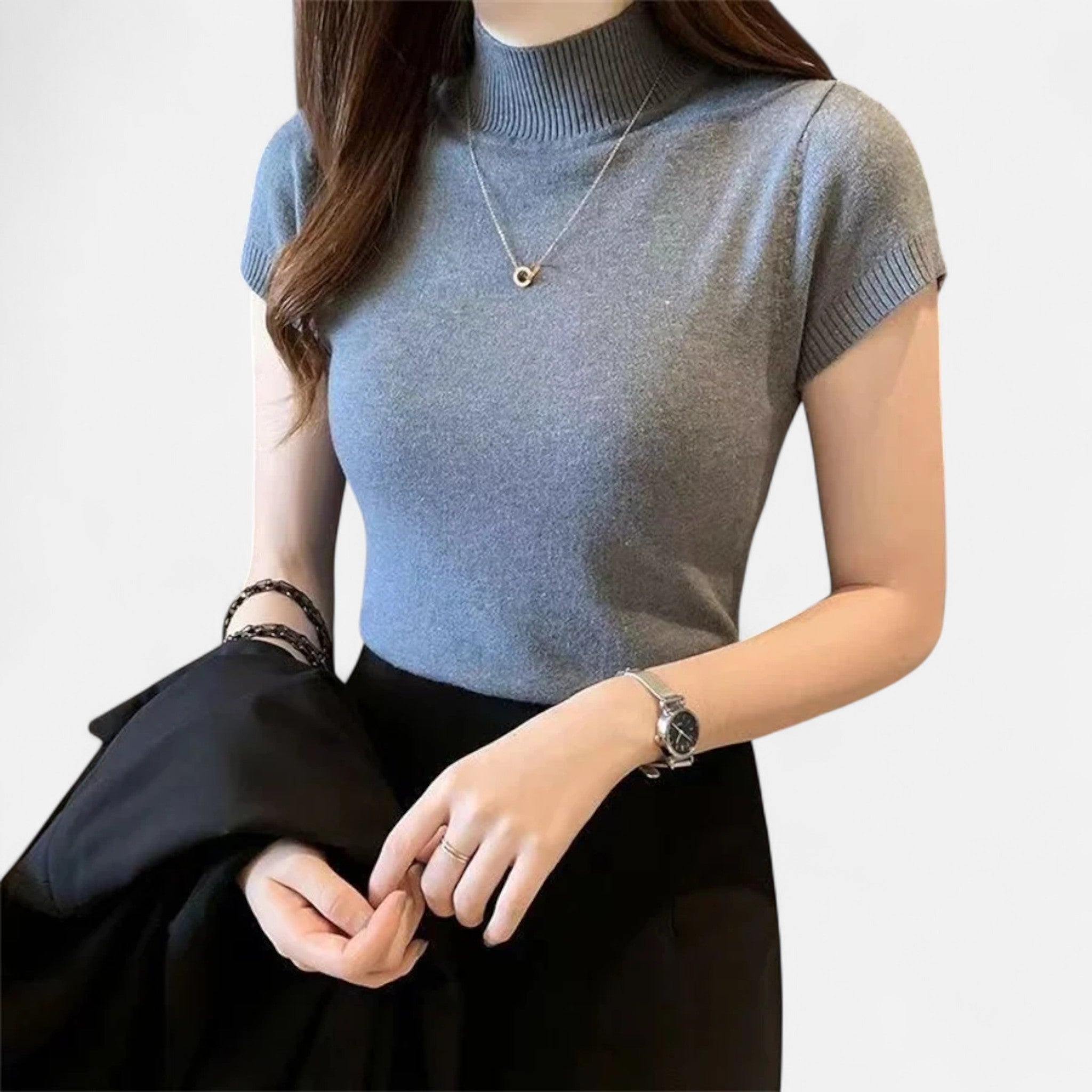 Veloire | Blouse Tricotée Femme – Élégance à Col Roulé Manches Courtes